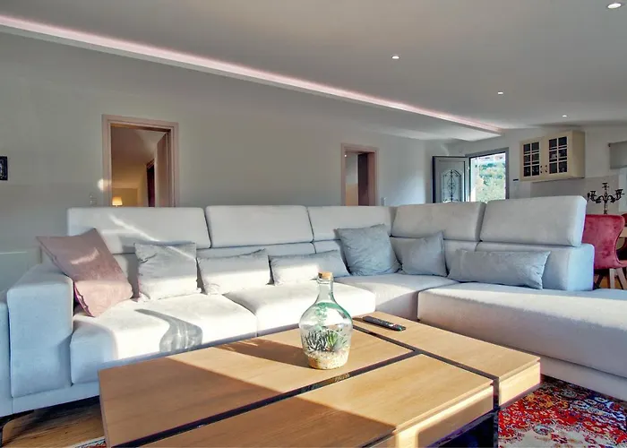 Villa The
